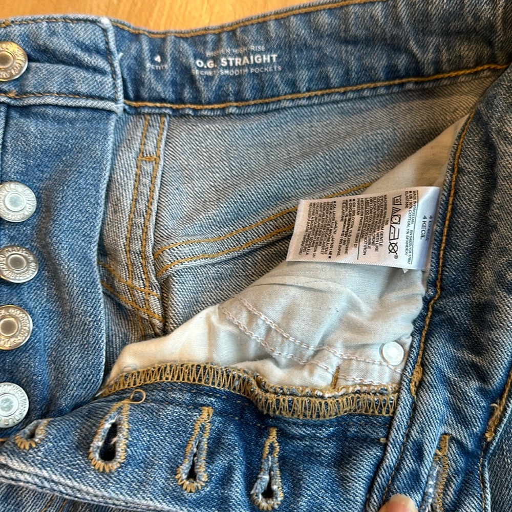 Old Navy 4 petite OG straight jeans